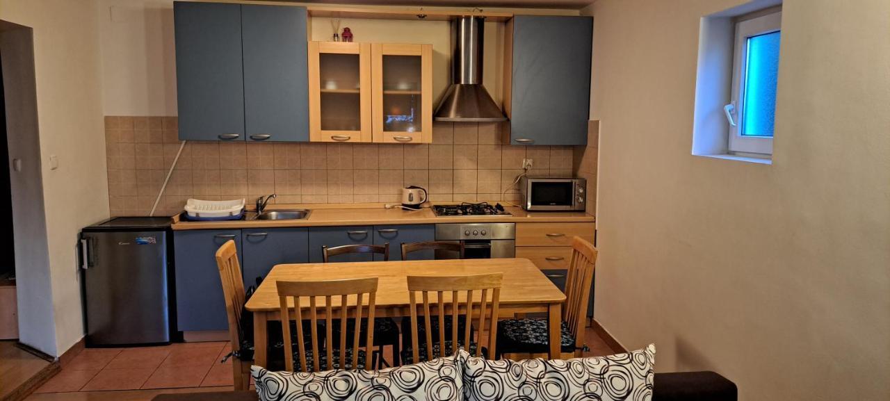 Apartment Sodan 72 Omiš Εξωτερικό φωτογραφία