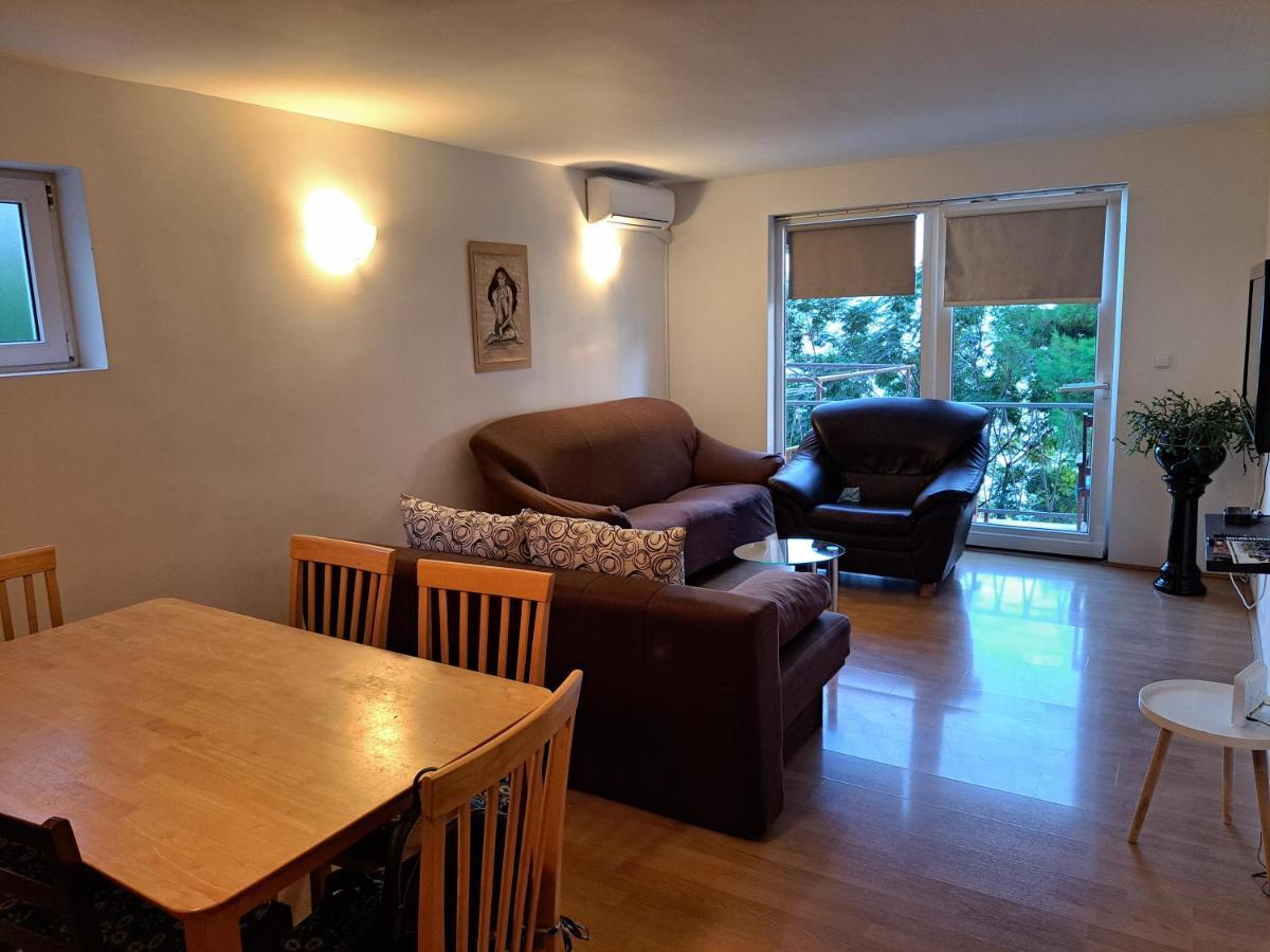 Apartment Sodan 72 Omiš Εξωτερικό φωτογραφία